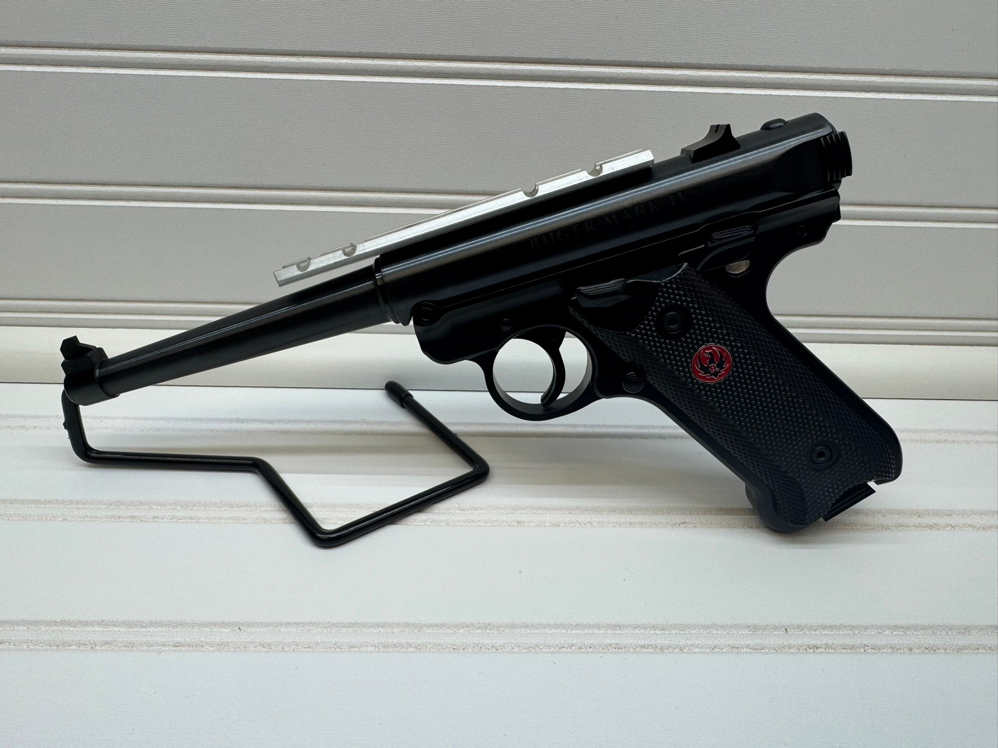 RUGER MARK IV STANDARD