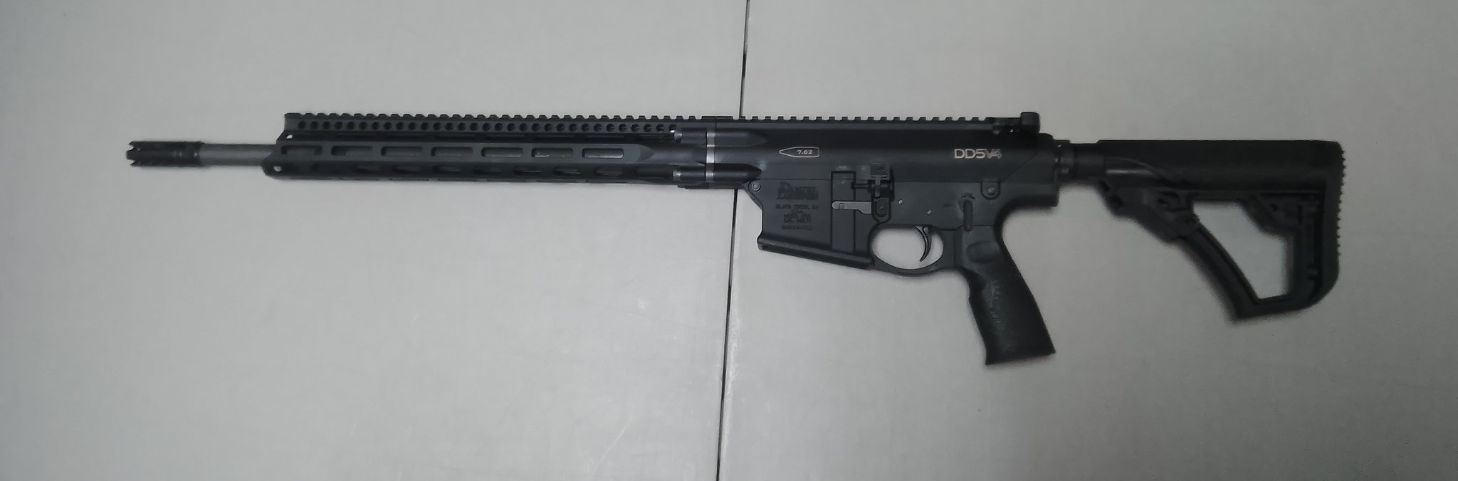 DANIEL DEFENSE DD5 V4