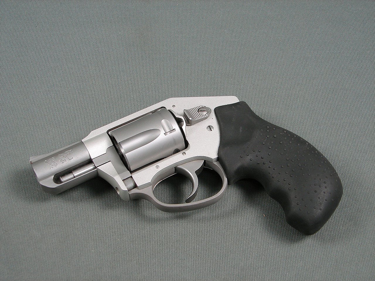 CHARTER ARMS OFF DUTY .38 SPECIAL