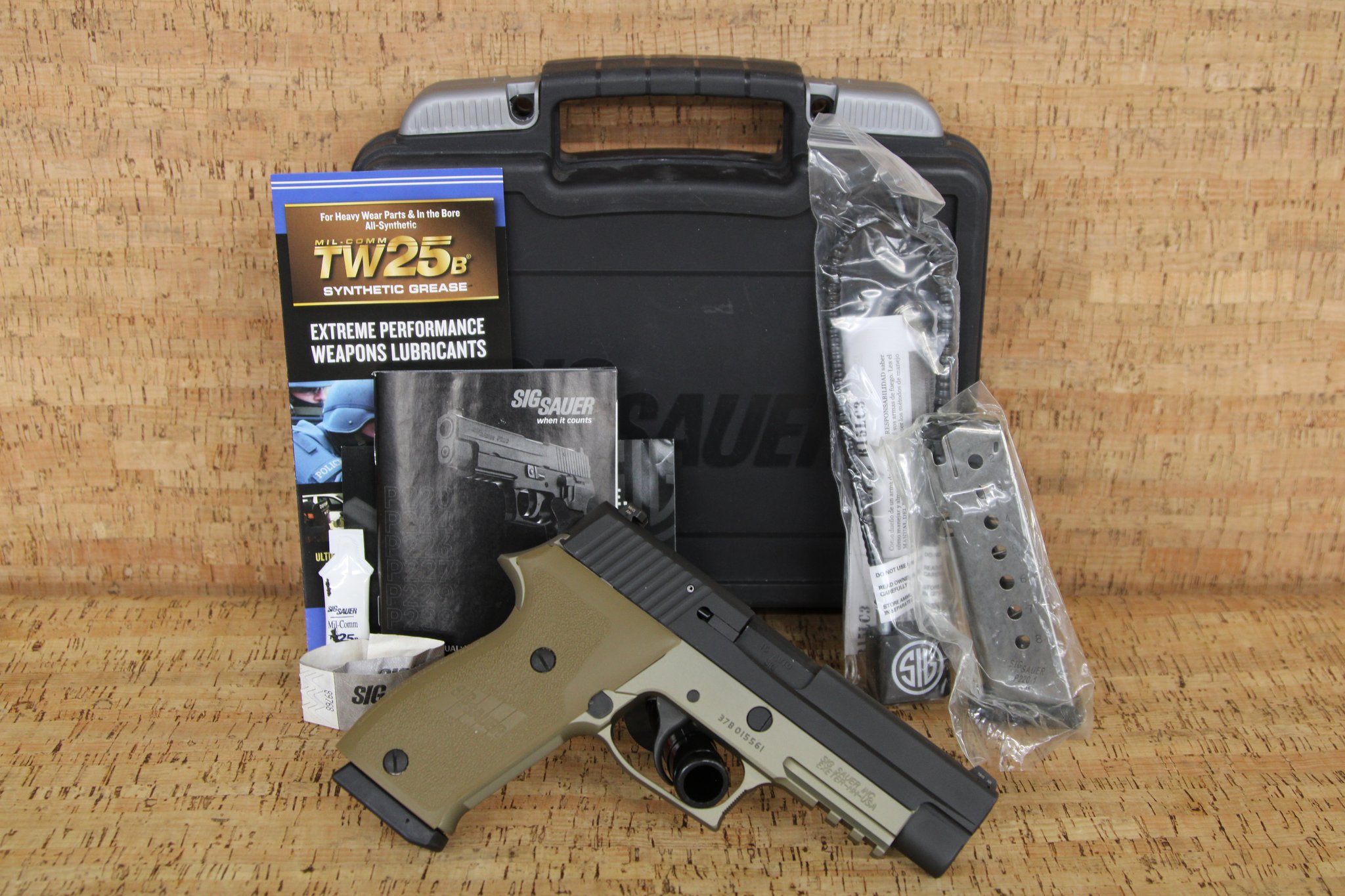 SIG SAUER P220 2-TONE