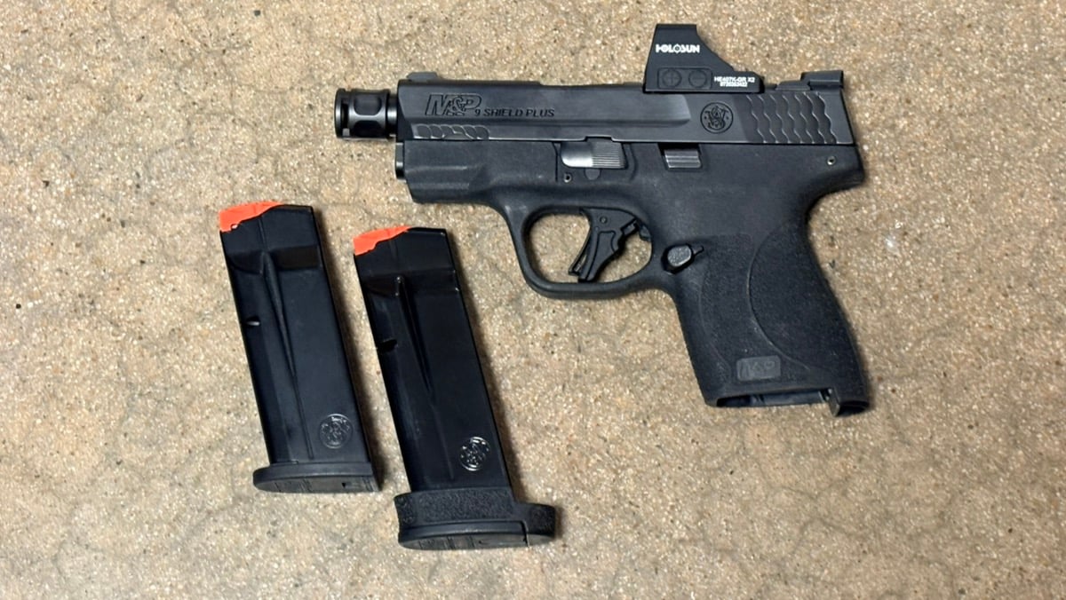 SMITH & WESSON SHIELD PLUS