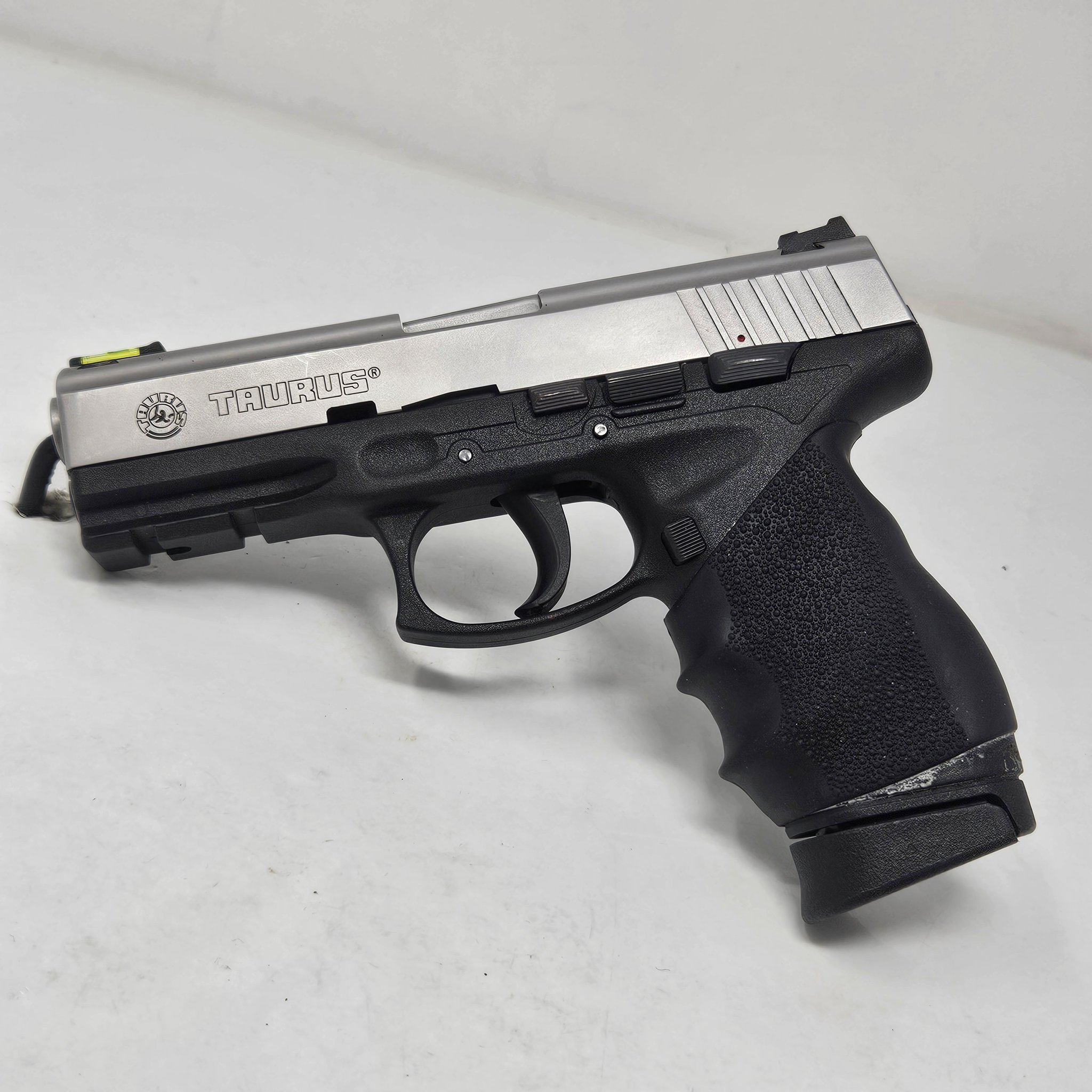 TAURUS PT 24/7 pro