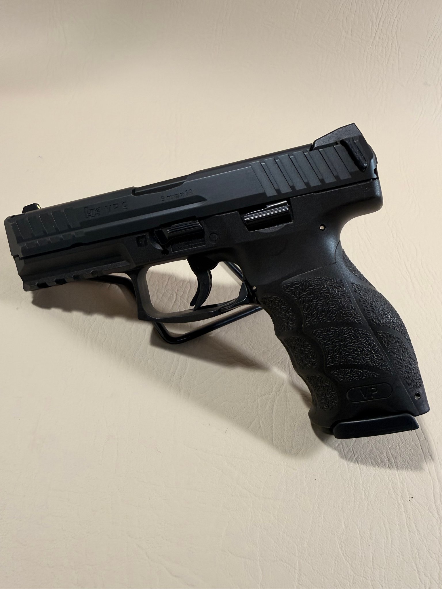 HECKLER & KOCH VP9