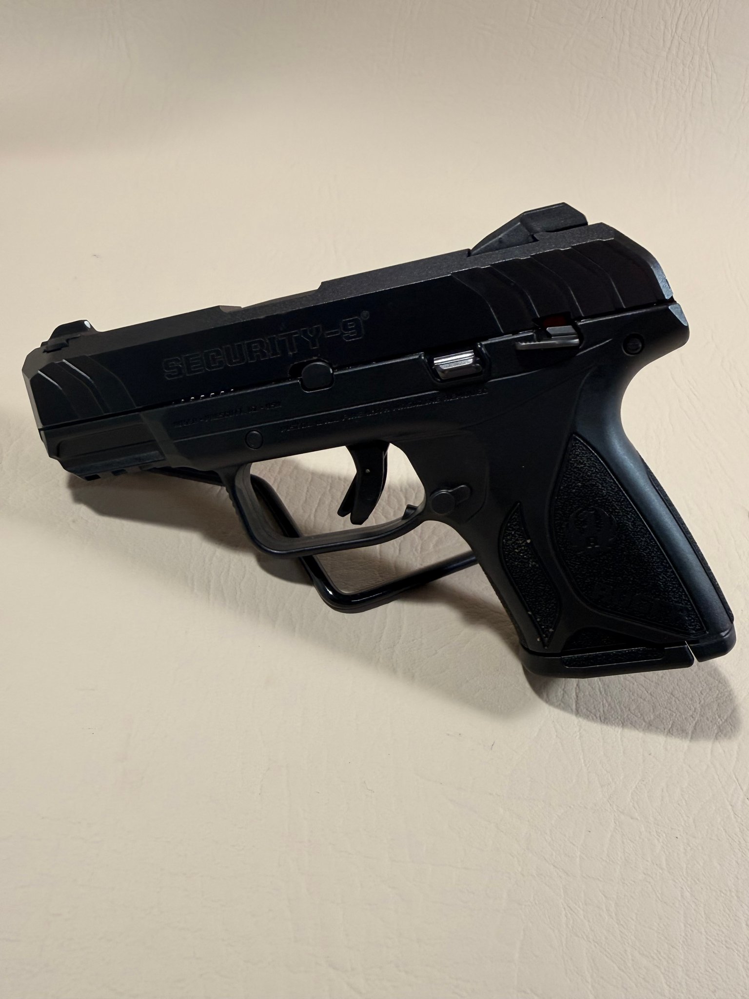 RUGER SECURITY 9