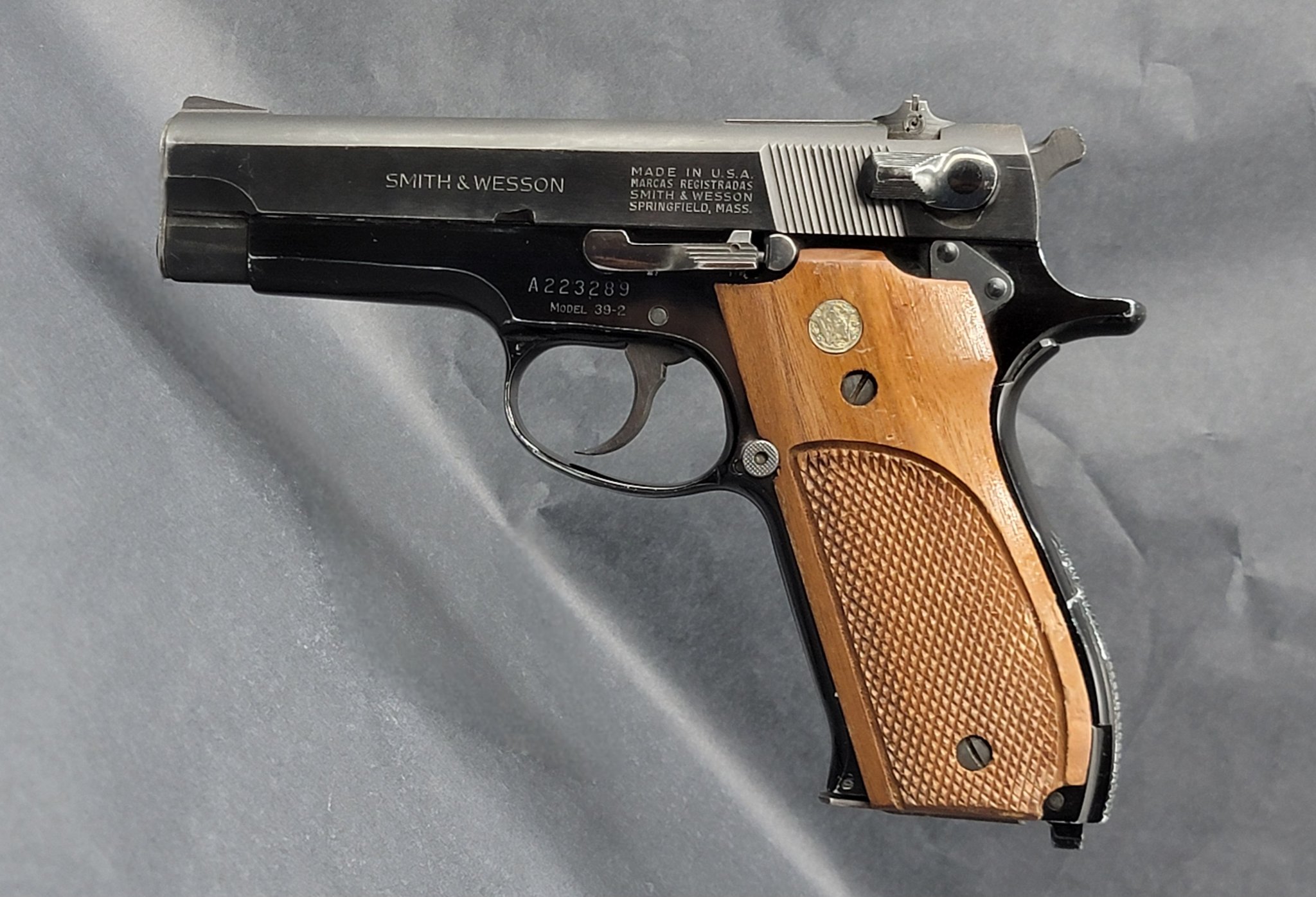 SMITH & WESSON 39-2