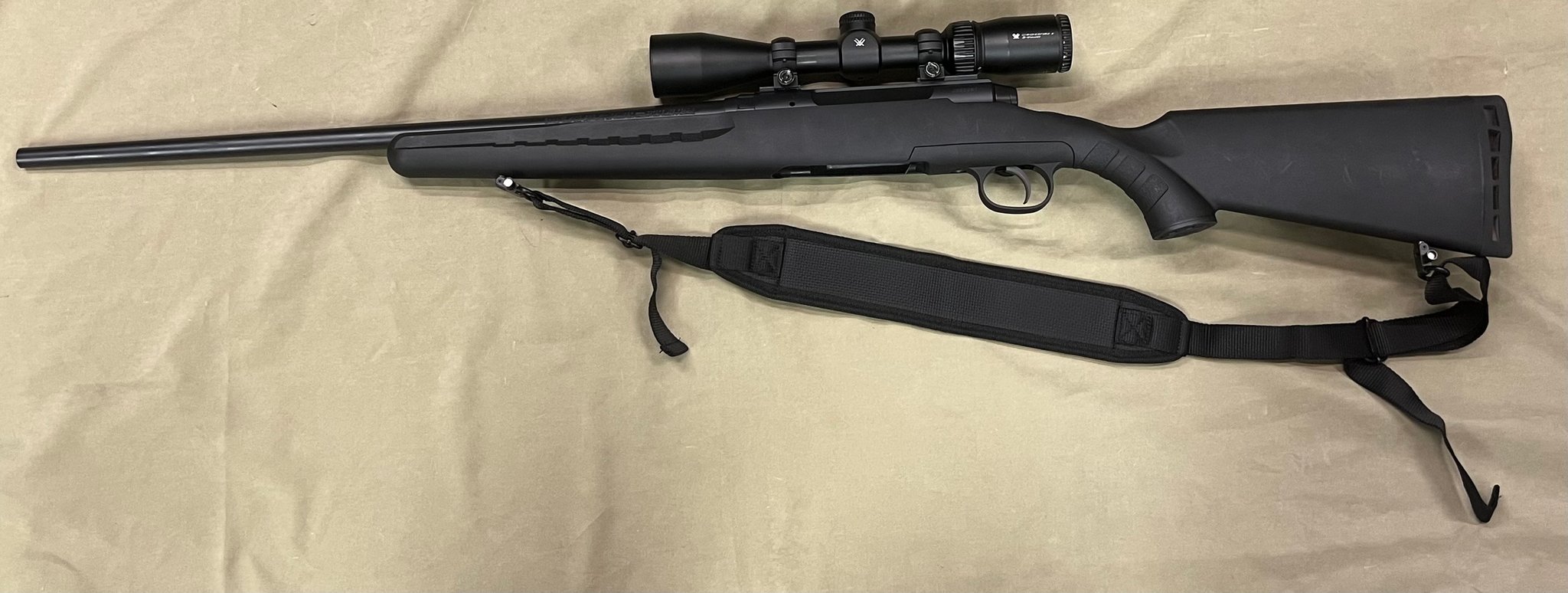 SAVAGE ARMS Axis