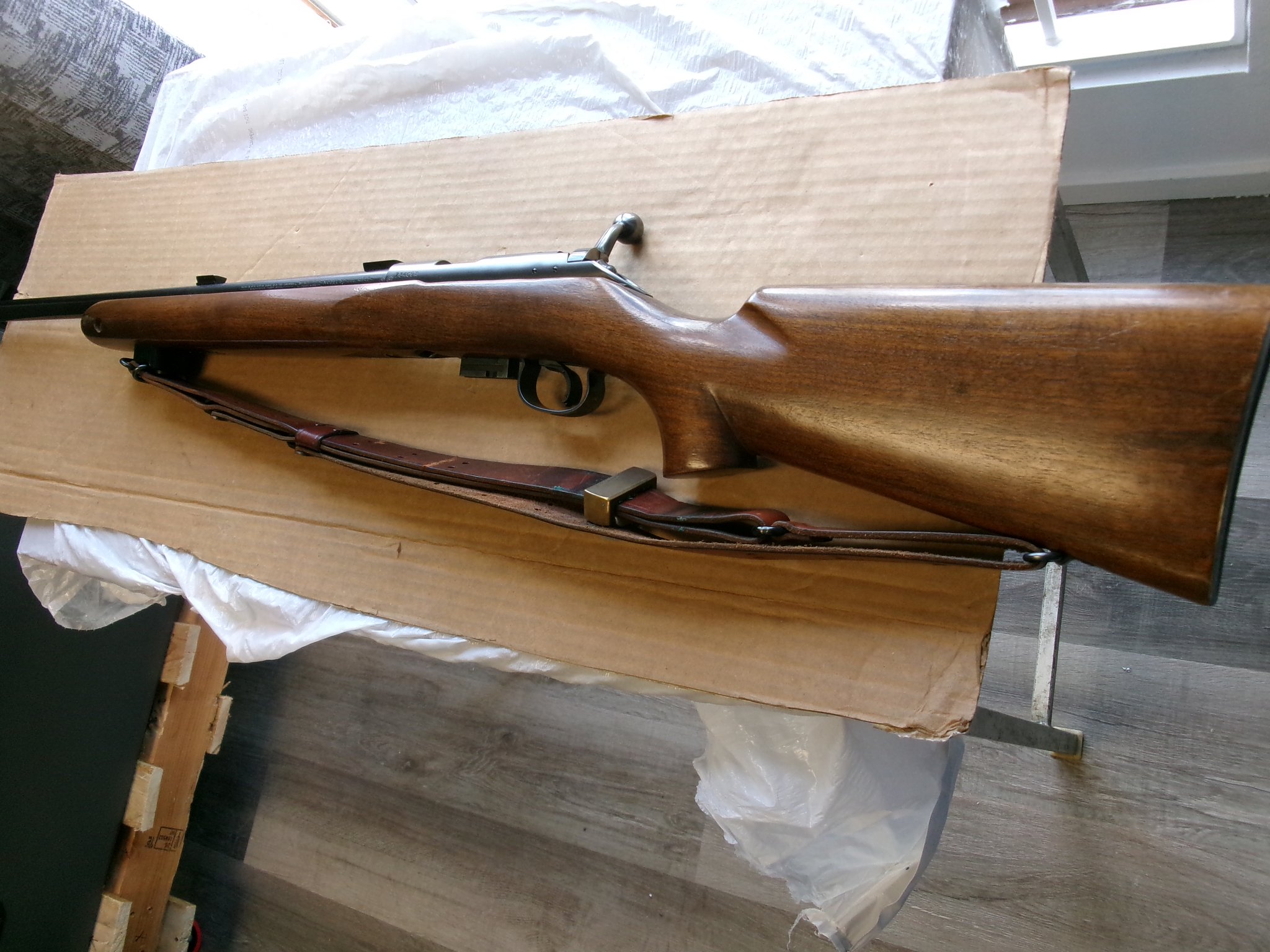 WINCHESTER 52