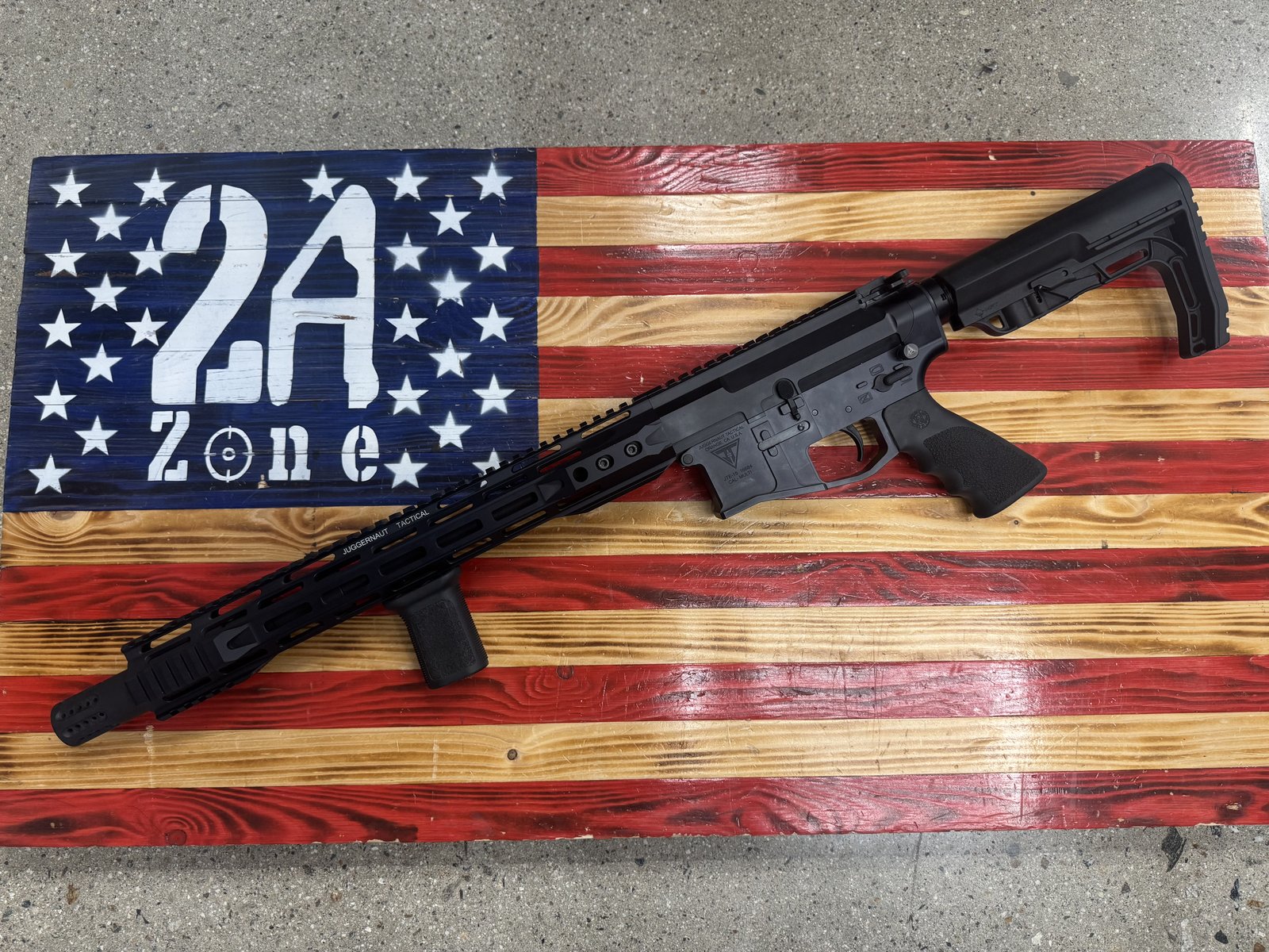 JUGGERNAUT TACTICAL Juggernaut Tactical, Semi-Auto Rifle, Black, JTE-15, 5.56 Nato, 16in Barrel, Mag Lock Juggernaut Pin, No Magazines, No Lock