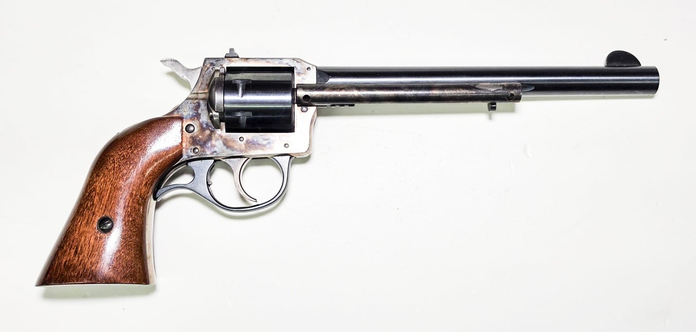 H&R H&R MODEL 676 CHAMBERED IN .22 WMR