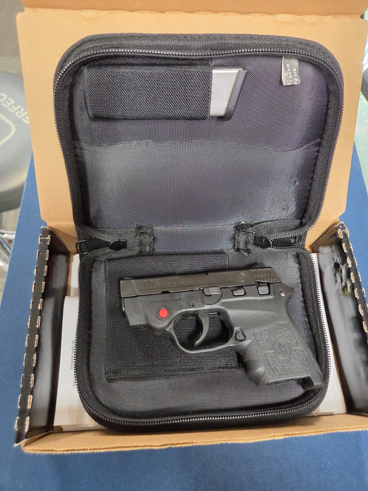 SMITH & WESSON M&P BODYGUARD 380 CRIMSON TRACE