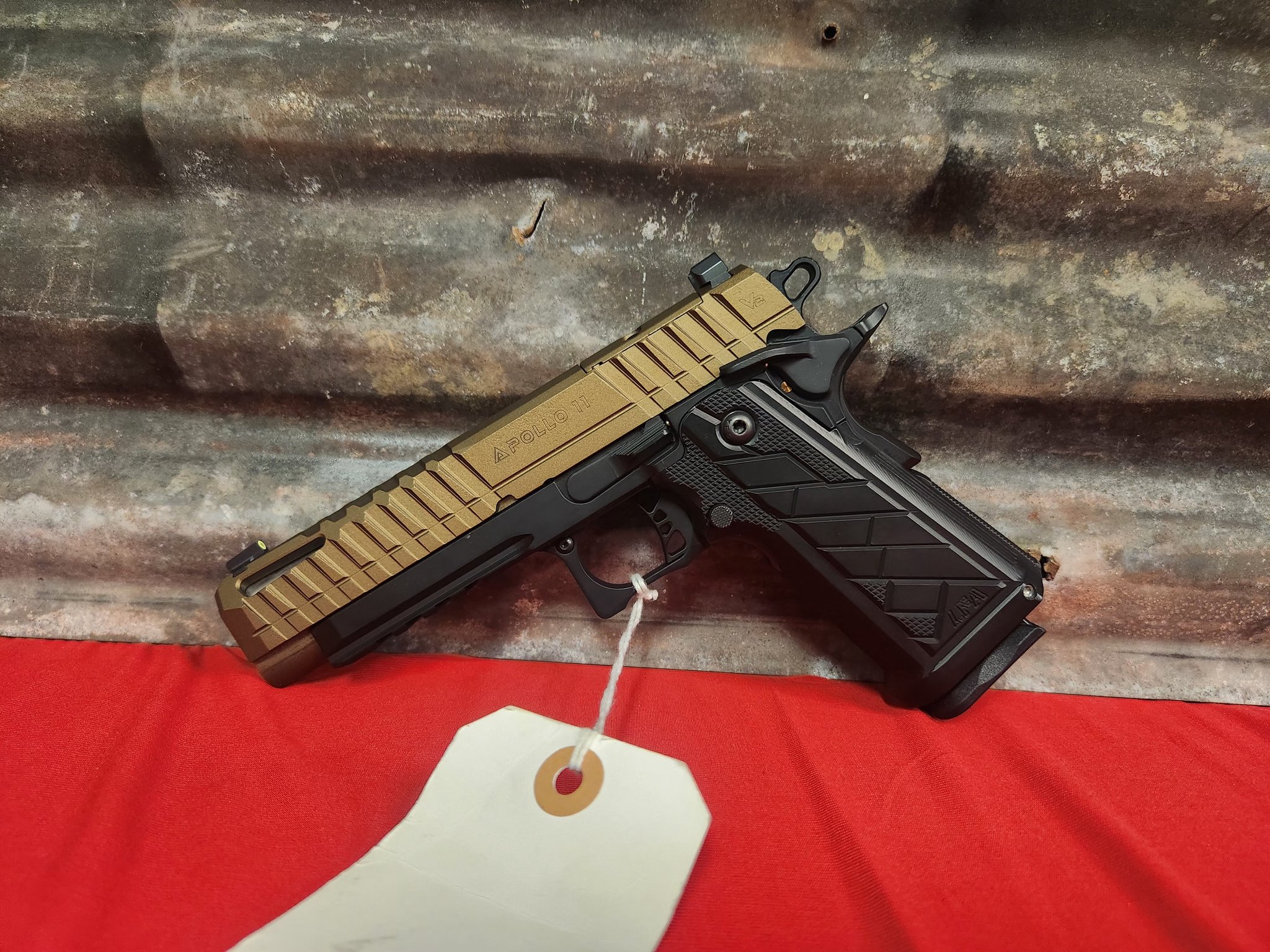 LIVE FREE ARMORY APOLLO 11 V2 COMPACT