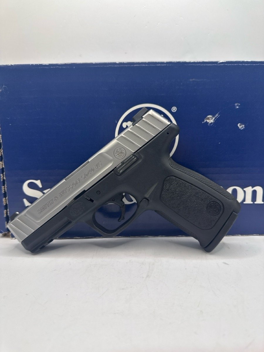SMITH & WESSON SD40VE