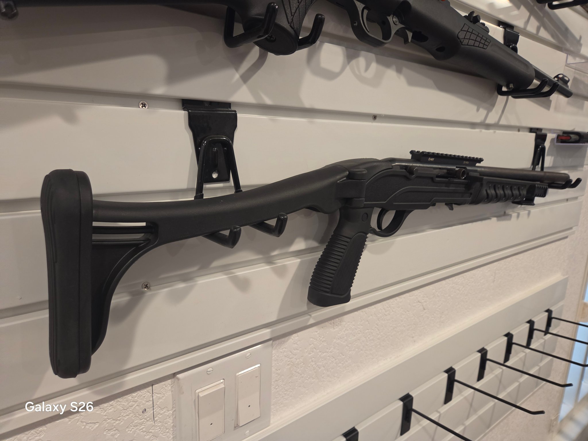 SAVAGE ARMS 64 PRECISION