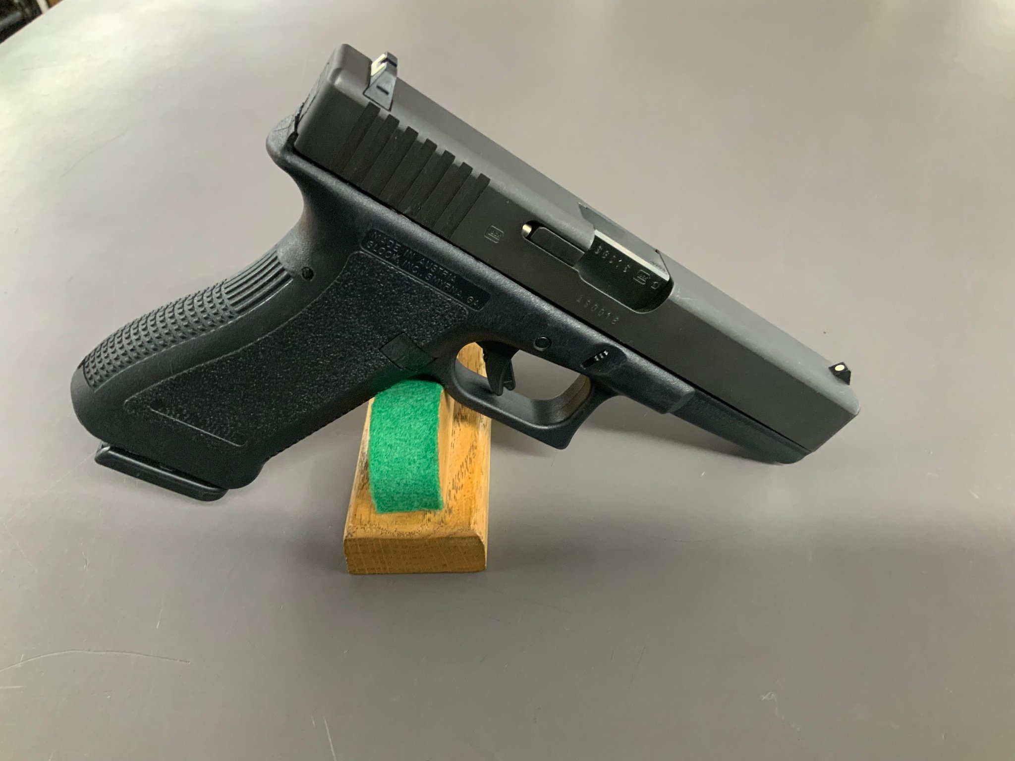 GLOCK G17