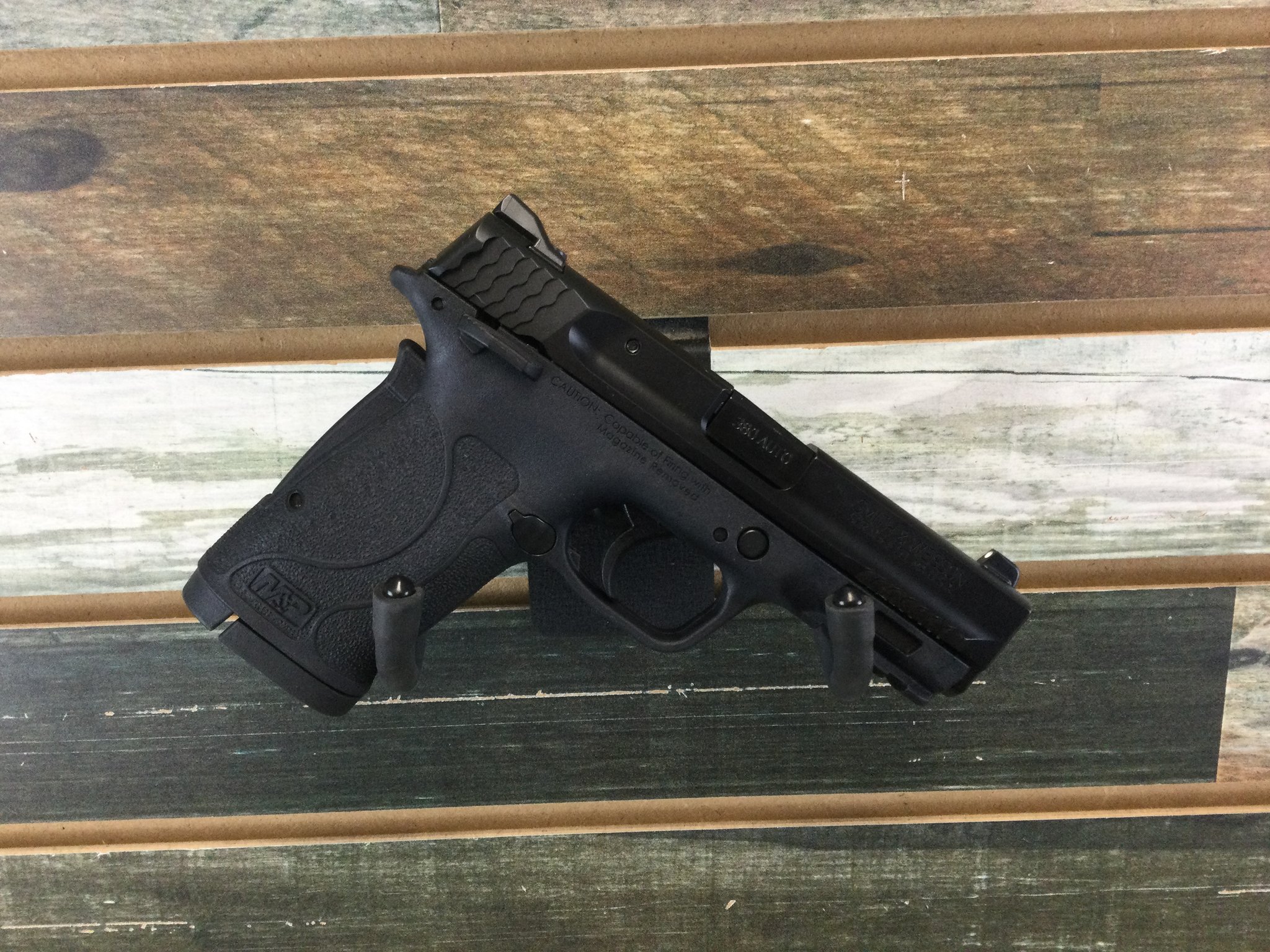 SMITH & WESSON EZ SHIELD