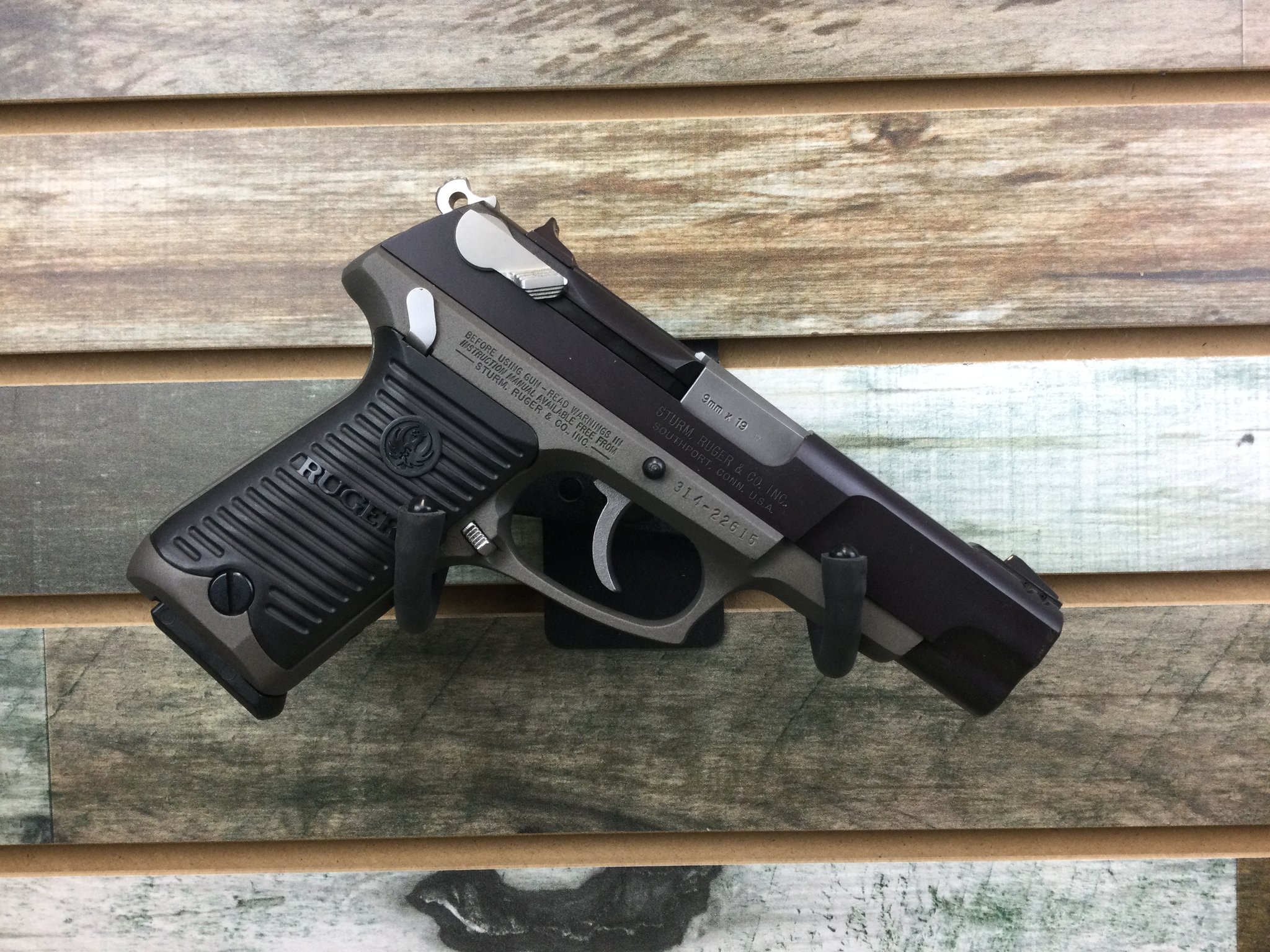 RUGER P89