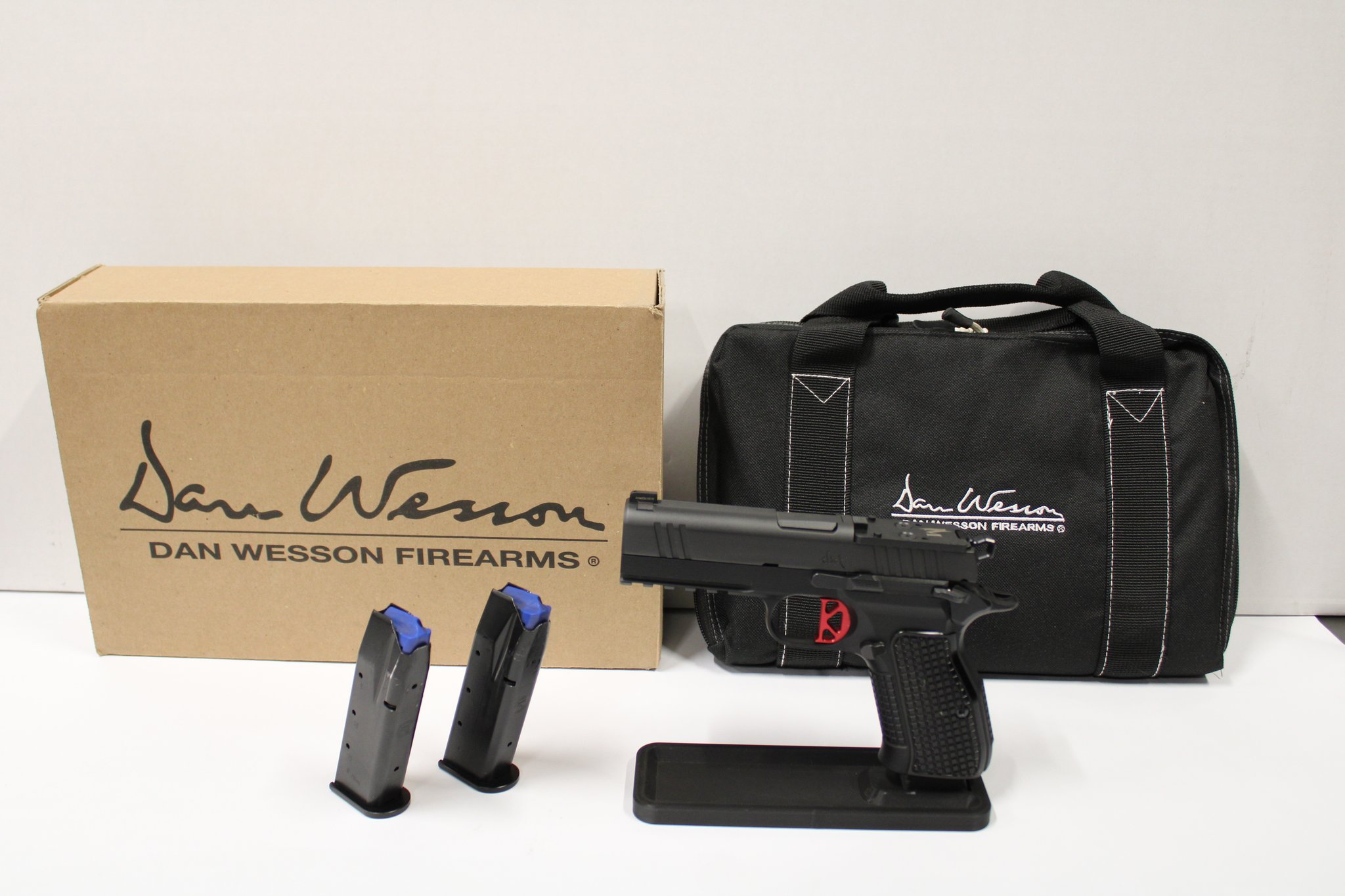 DAN WESSON FIREARMS DWX COMPACT