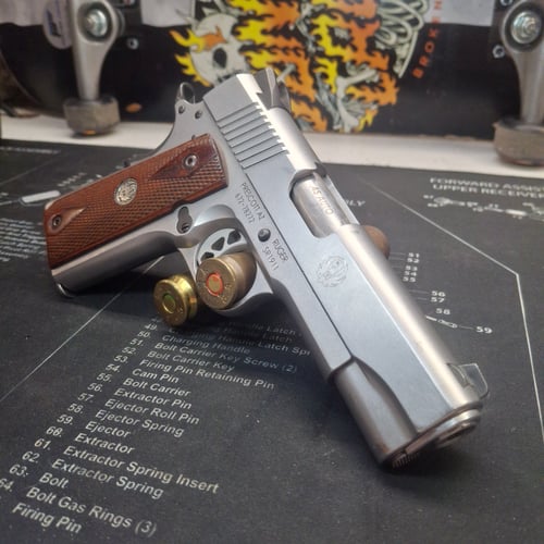 RUGER SR1911 COMMANDERSTYLE