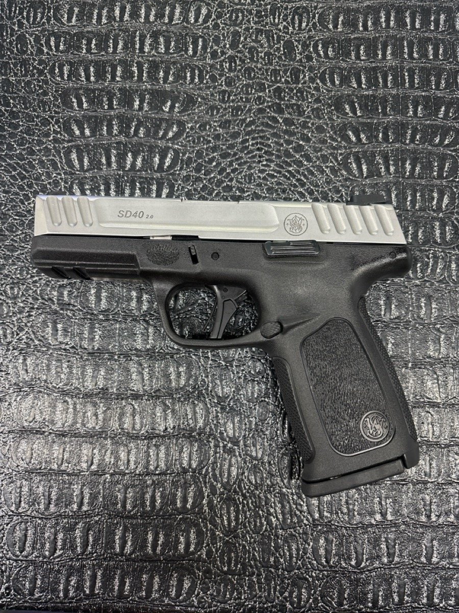 SMITH & WESSON SD40 2.0
