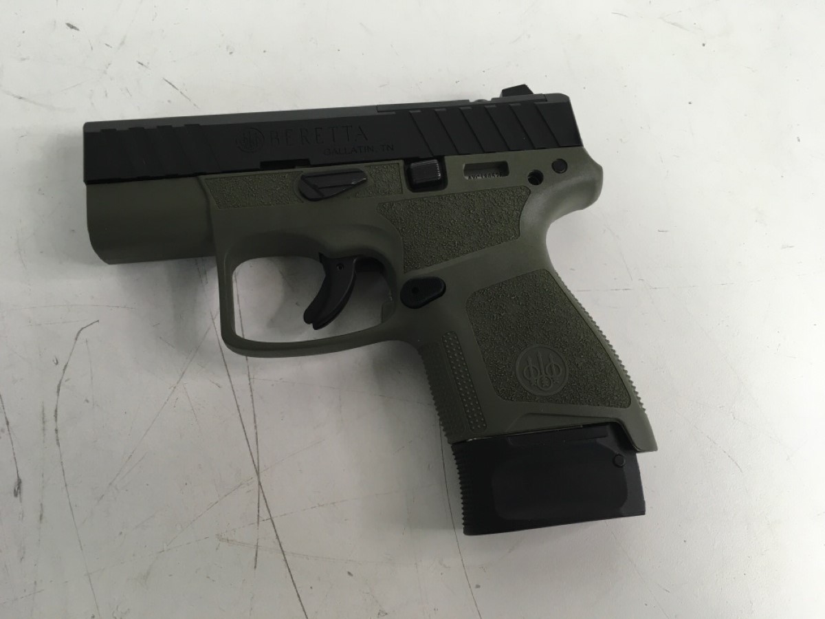 BERETTA APX-A1 CARRY