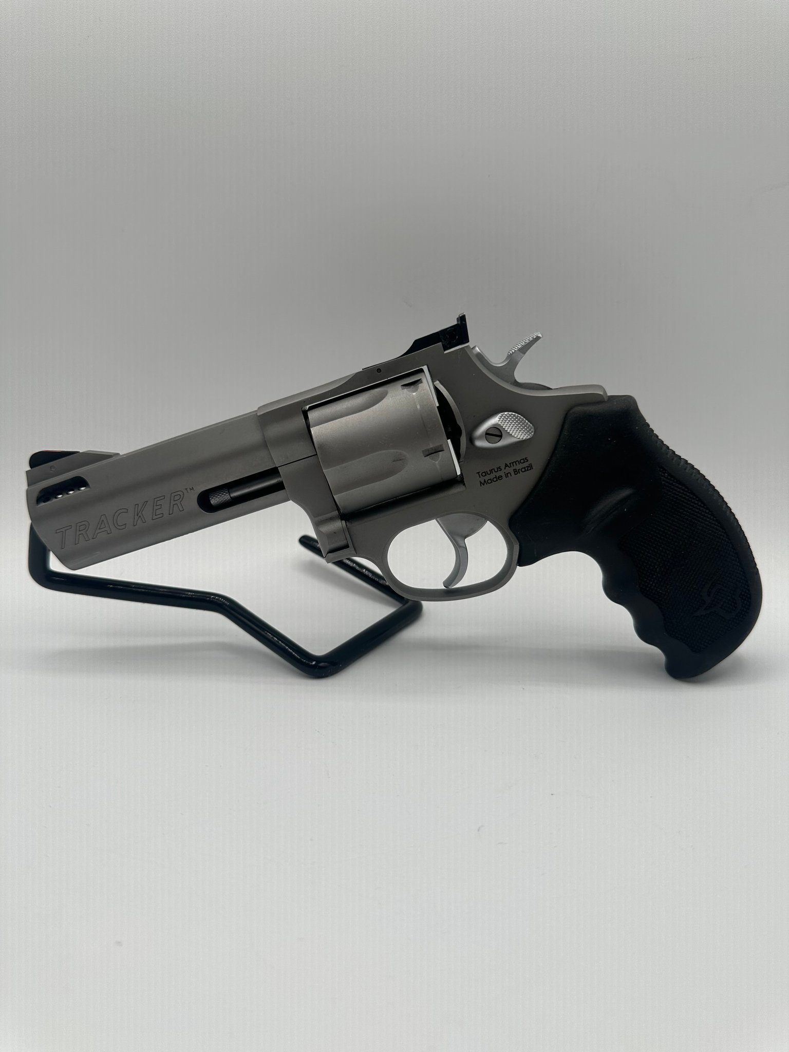TAURUS TRACKER