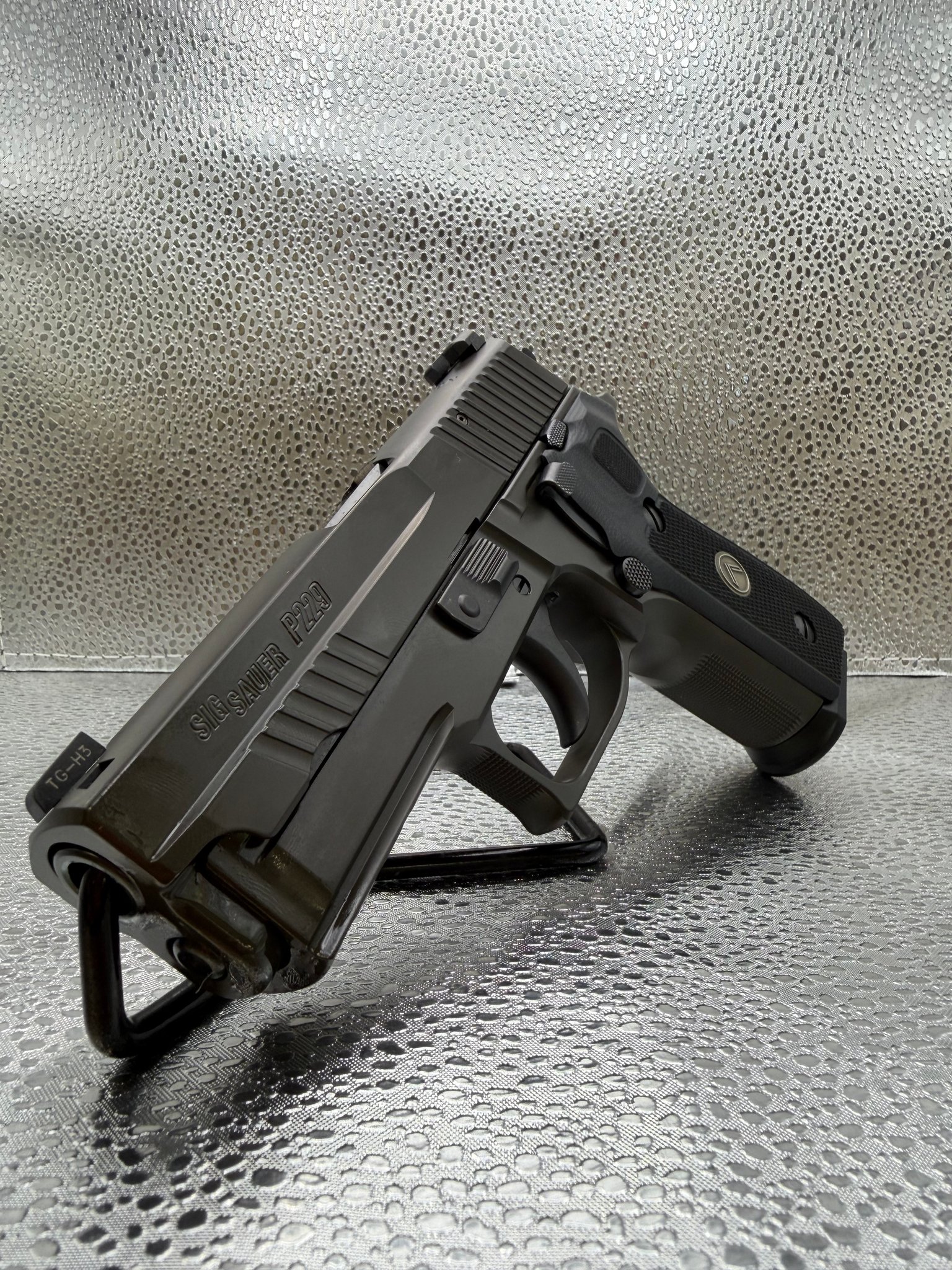 SIG SAUER P229 LEGION