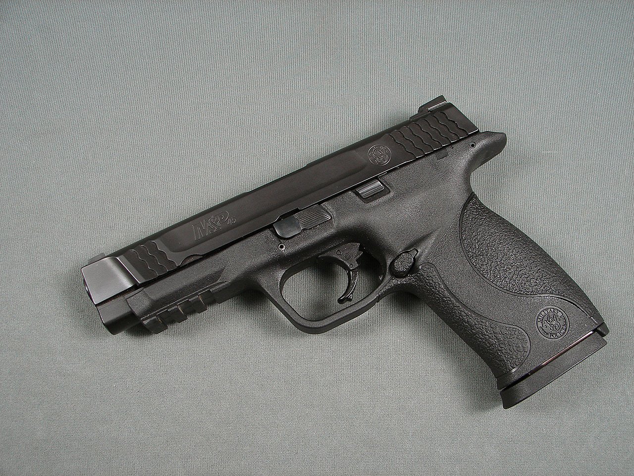 SMITH & WESSON M&P45 PISTOL