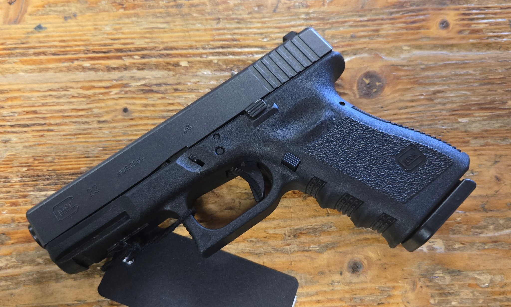 GLOCK G23