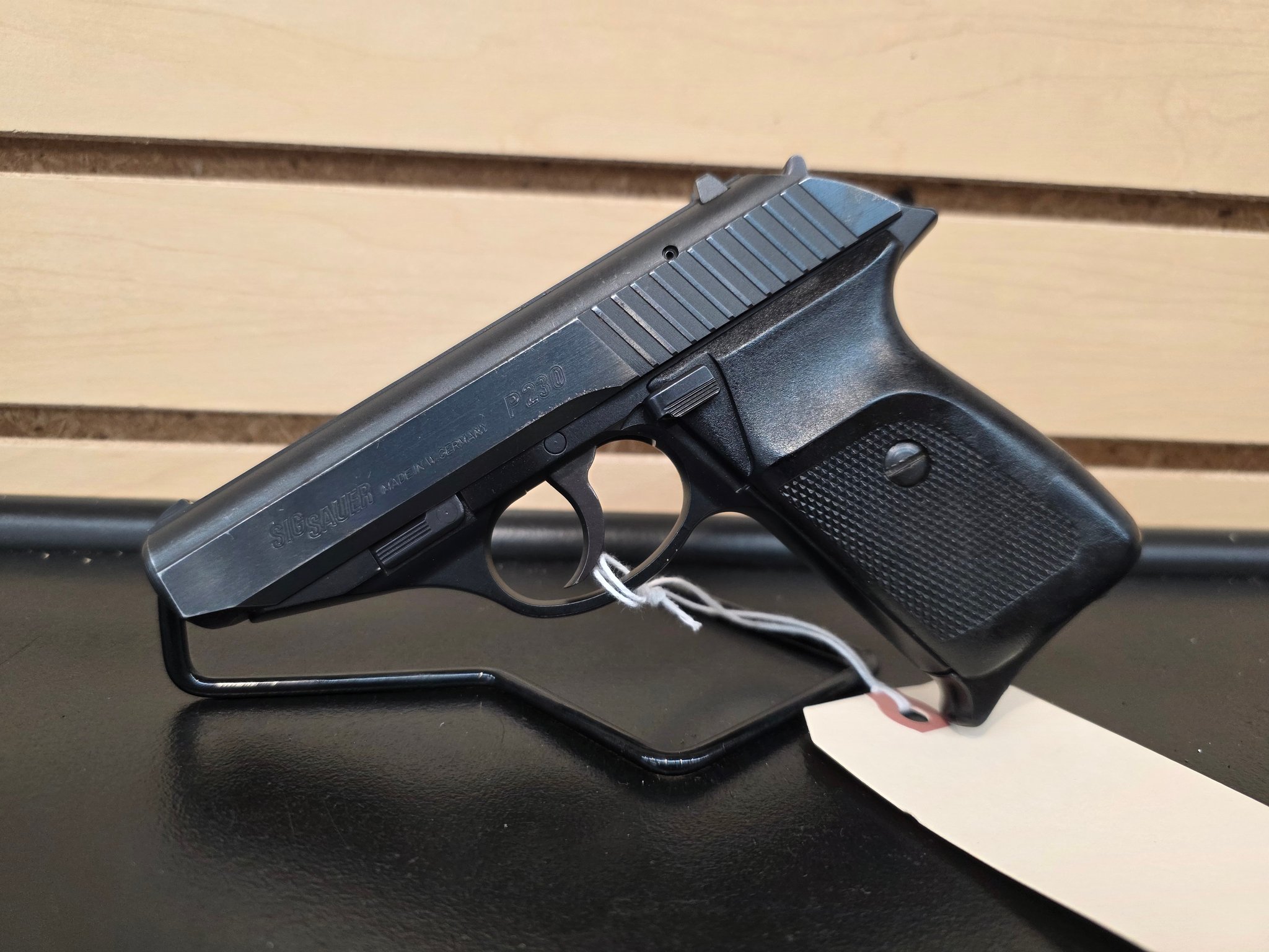 SIG SAUER P230