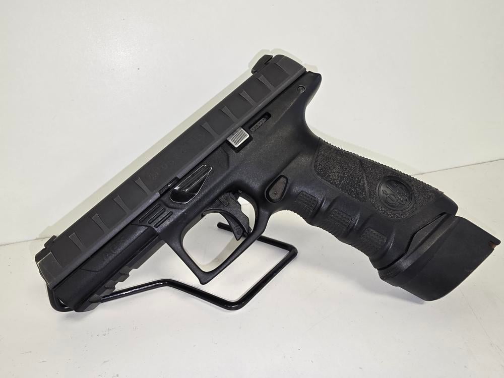 BERETTA APX