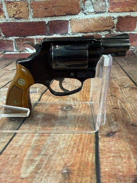 SMITH & WESSON 37 no dash airweight