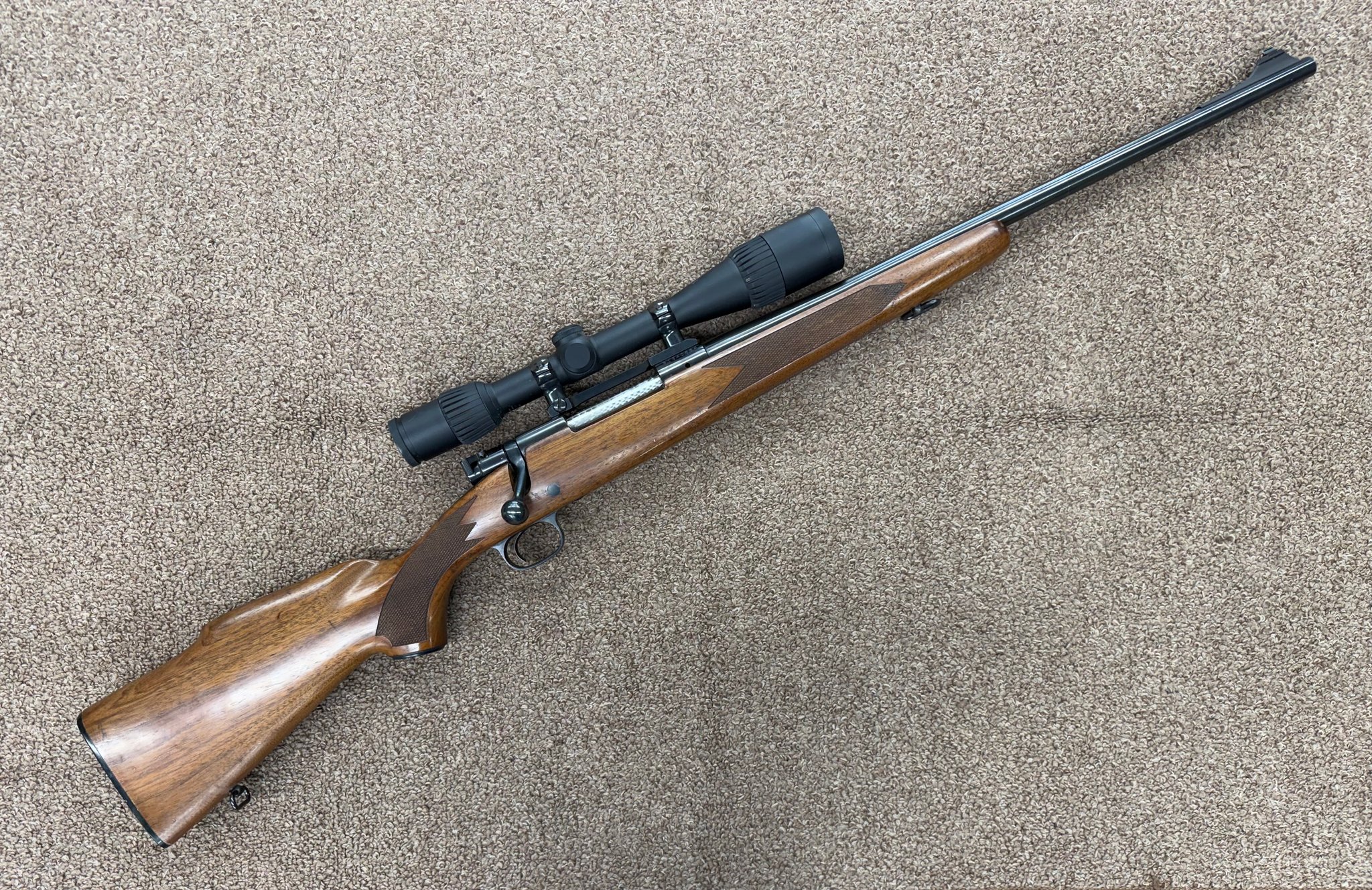 WINCHESTER 70