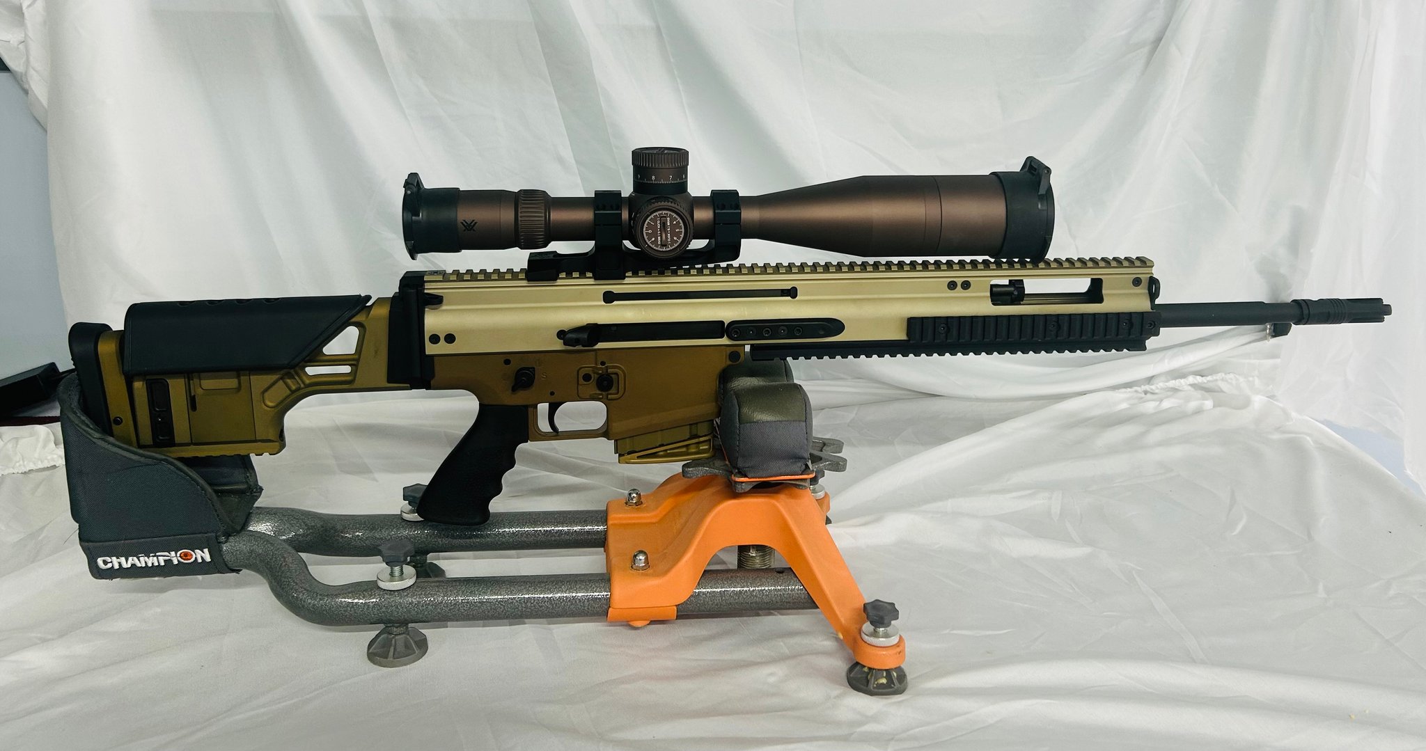 FN SCAR 20S