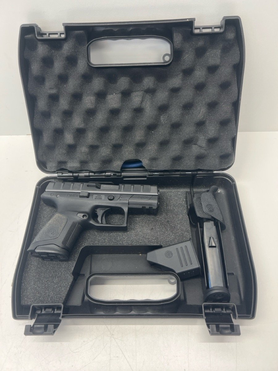 BERETTA APX