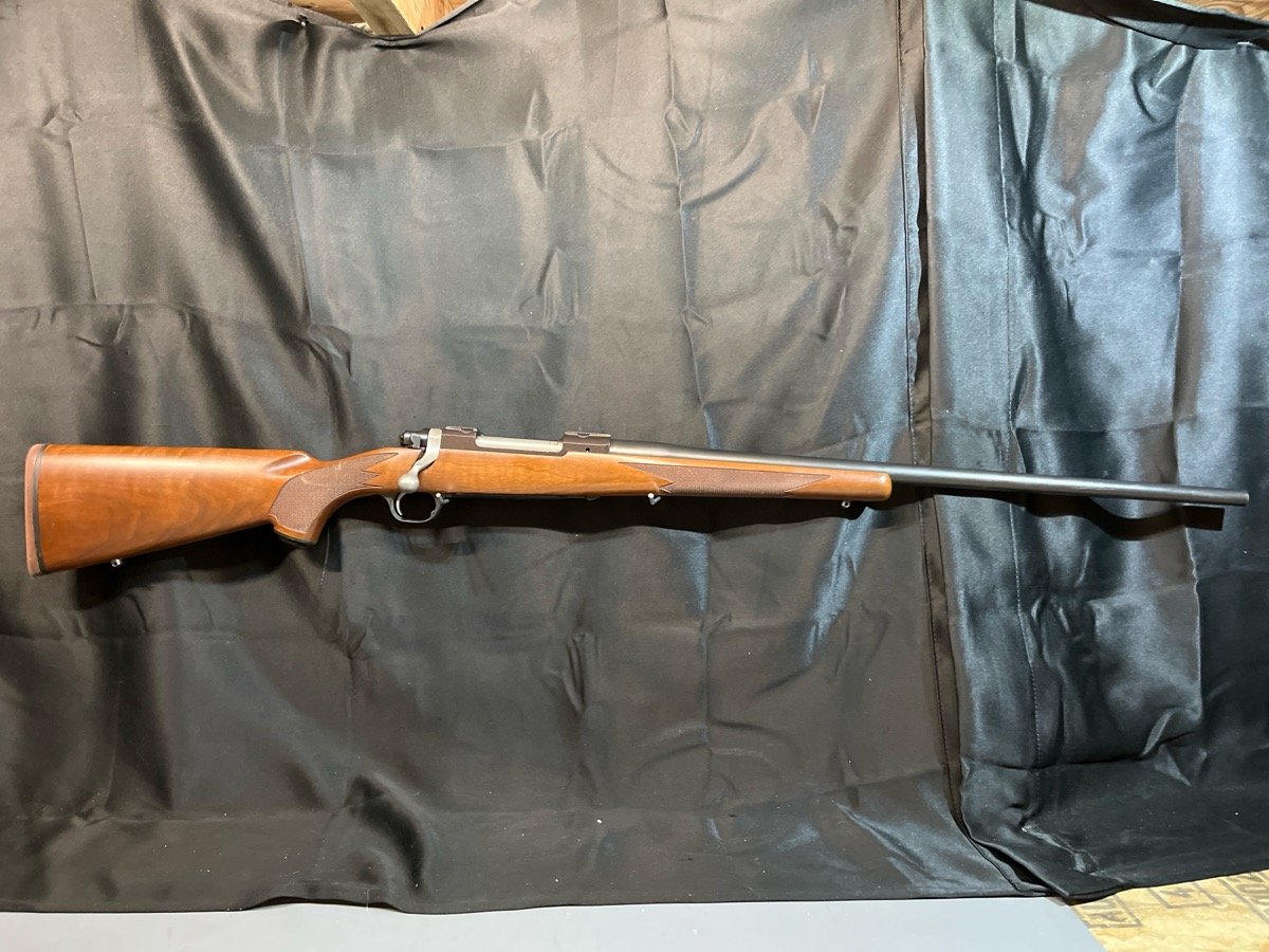 RUGER M77 HAWKEYE