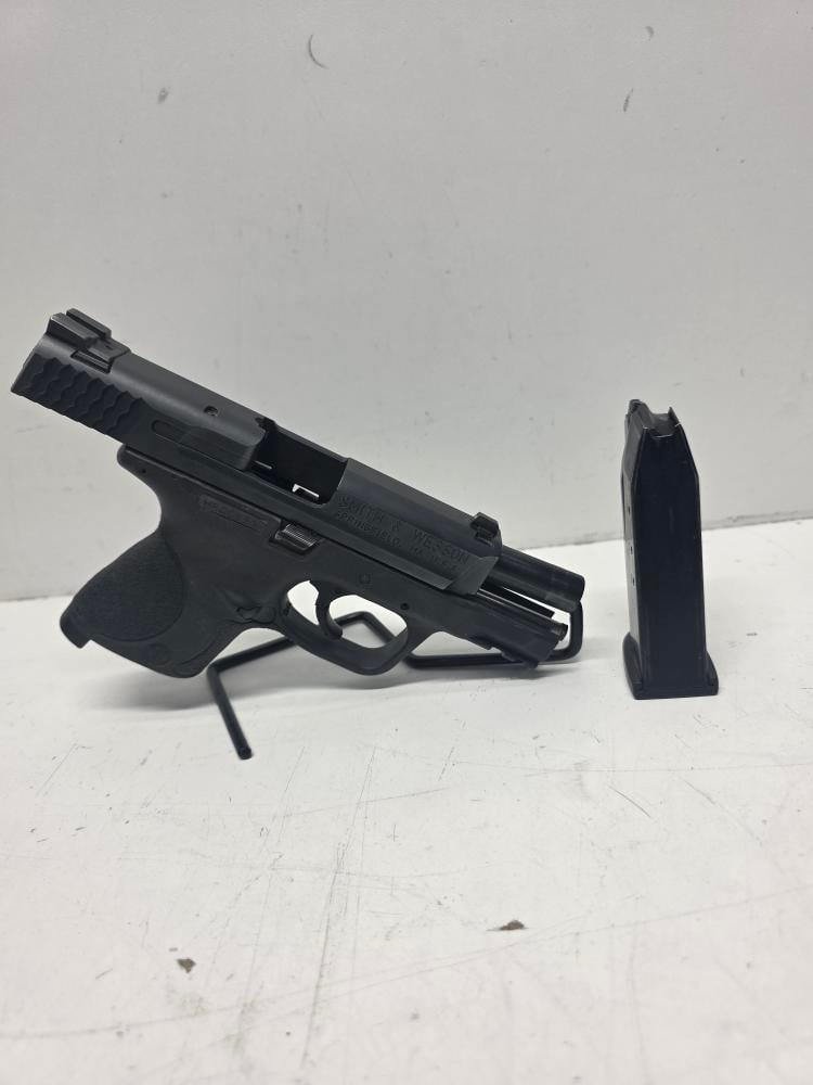 SMITH & WESSON M&P 40C