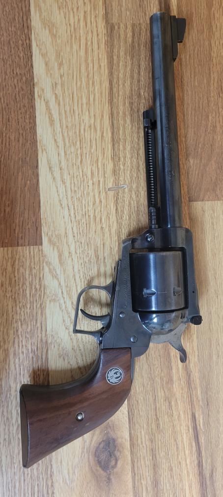 RUGER SUPER BLACKHAWK