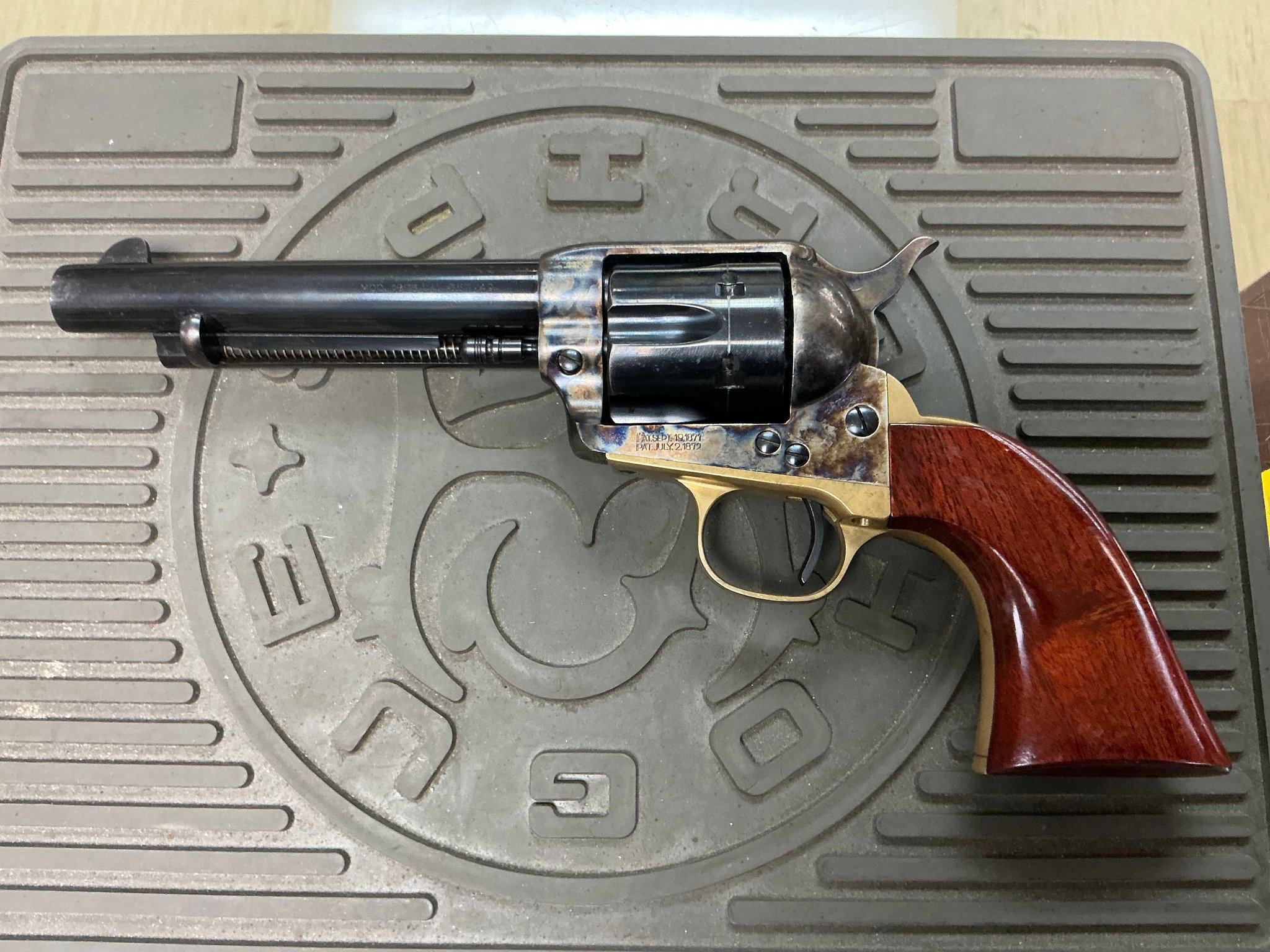 UBERTI 1873 CATTLEMAN SA