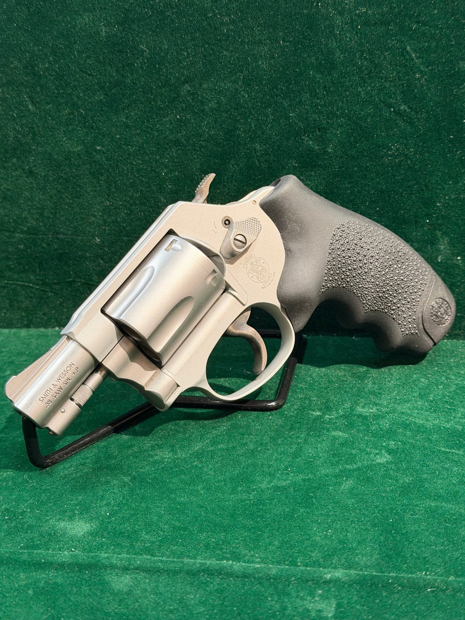 SMITH & WESSON 637