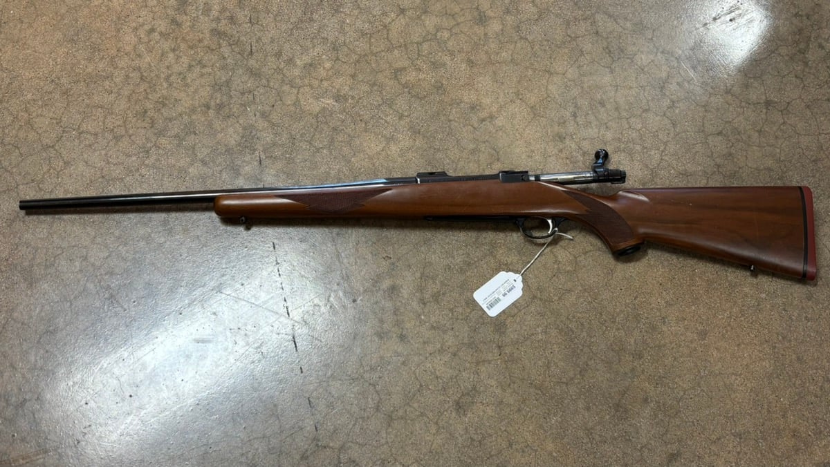 RUGER M-77