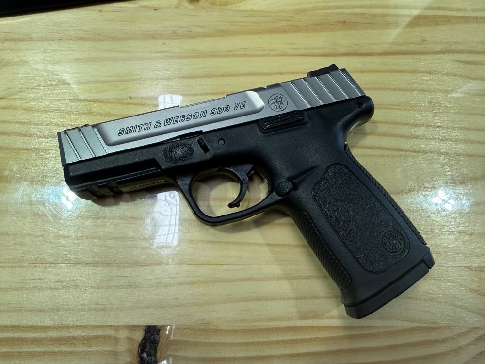 SMITH & WESSON SD9 VE