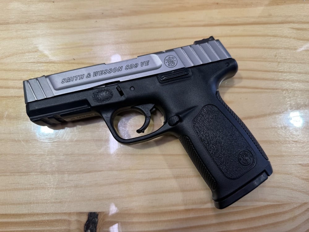 SMITH & WESSON SD9 VE