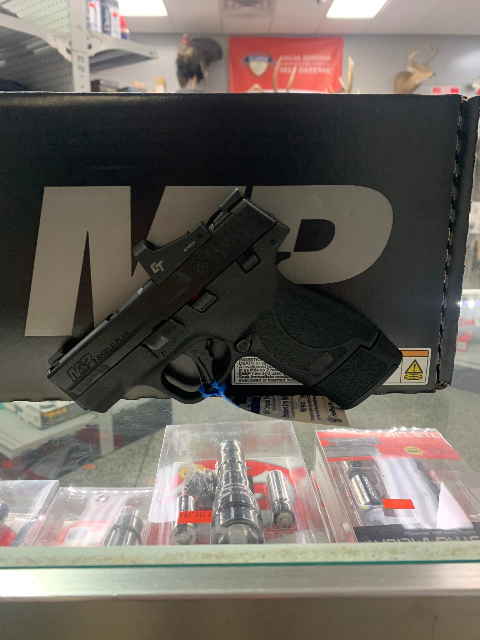 SMITH & WESSON M&P 9 SHIELD PLUS