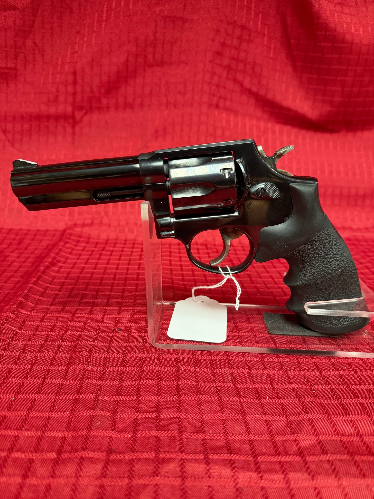 TAURUS 82S