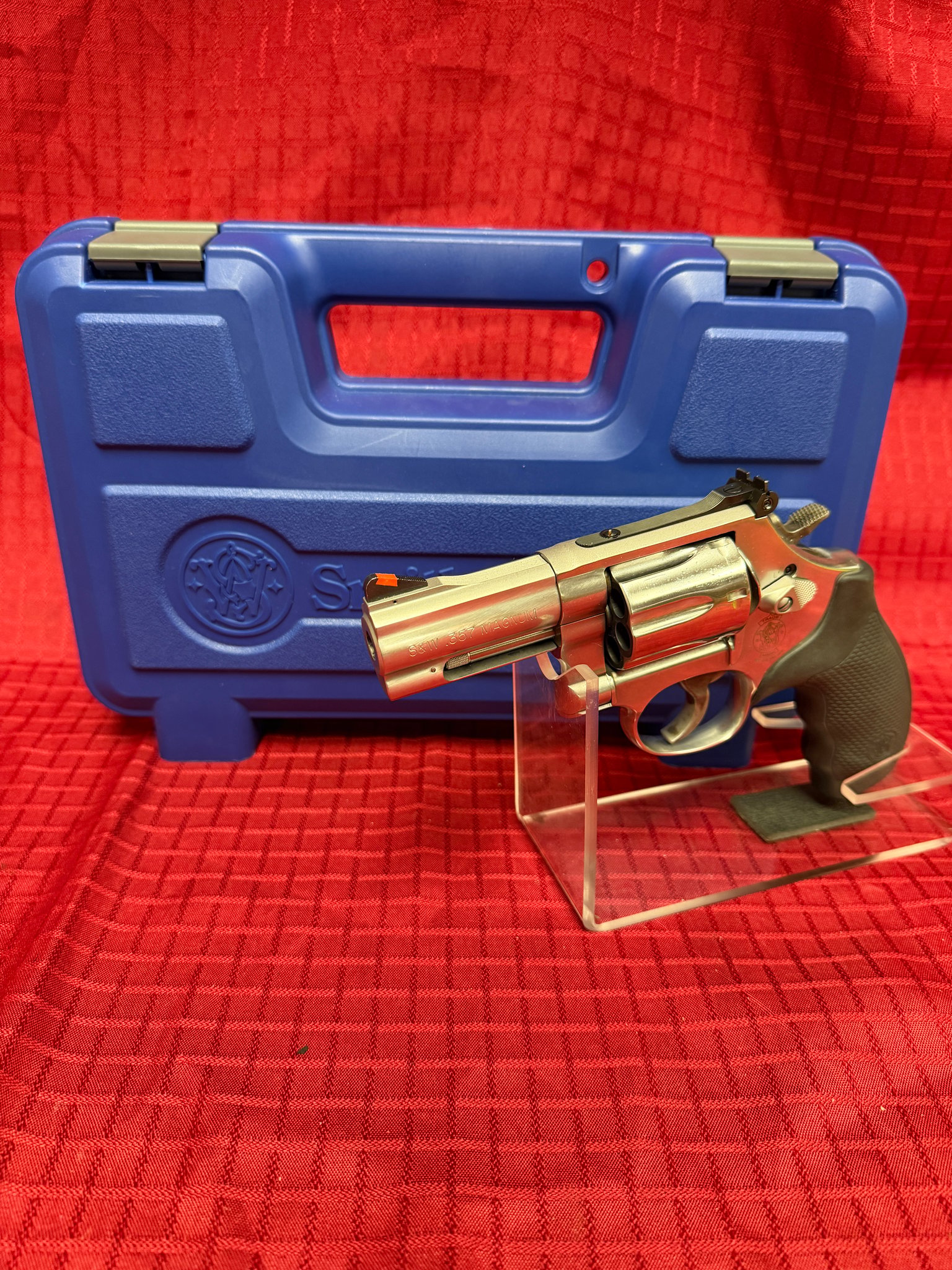 SMITH & WESSON MODEL 686-6 PLUS