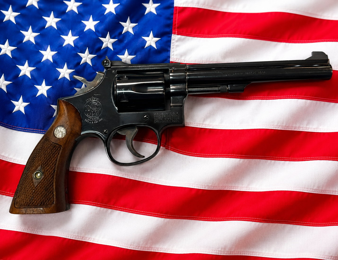 SMITH & WESSON 17-2