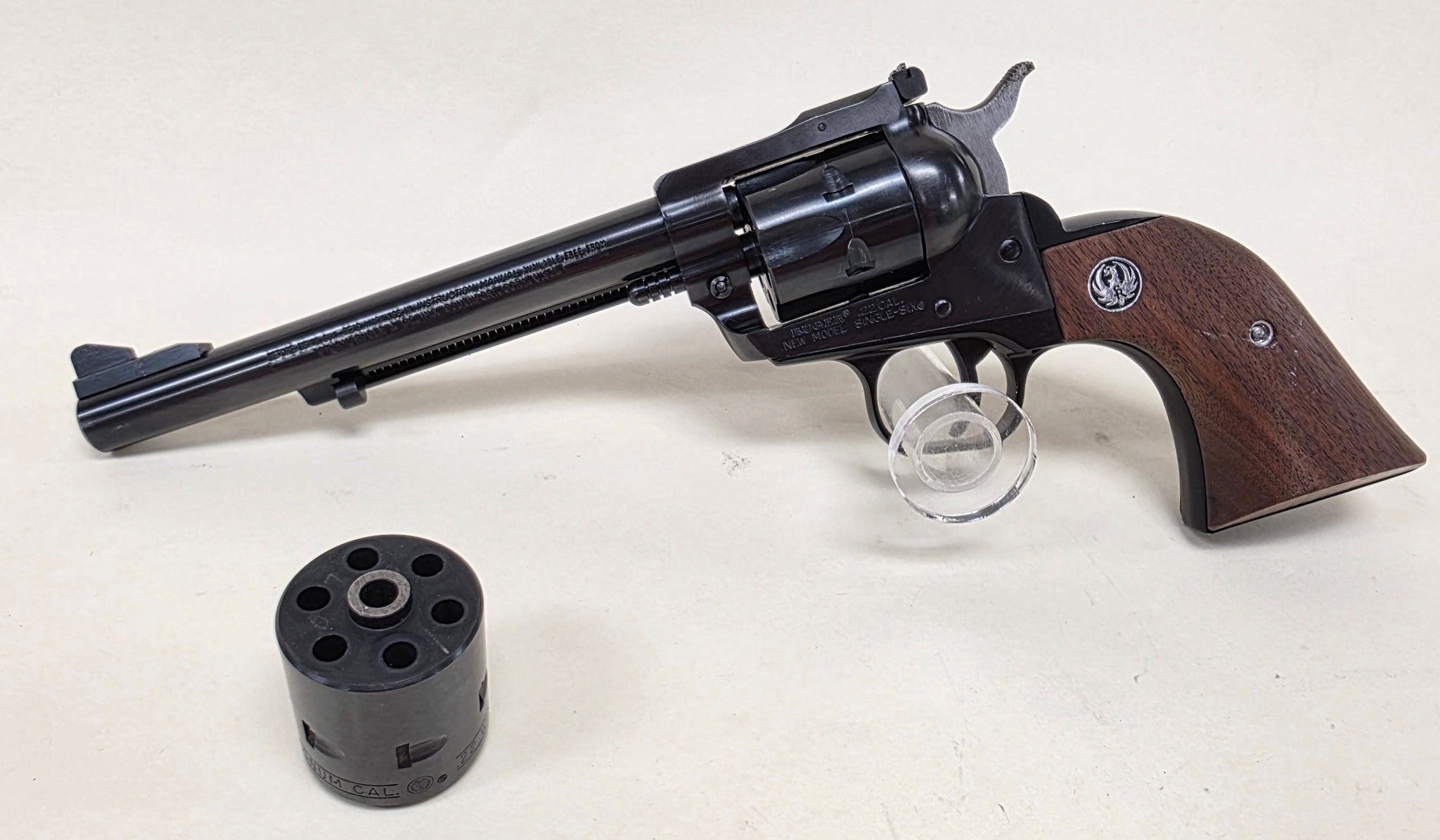 RUGER NEW MODEL SINGLE-SIX