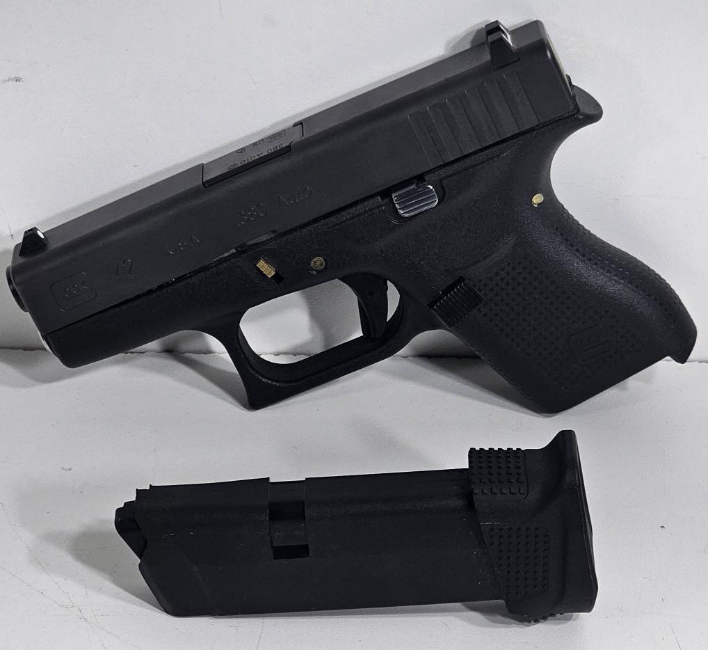 GLOCK 42