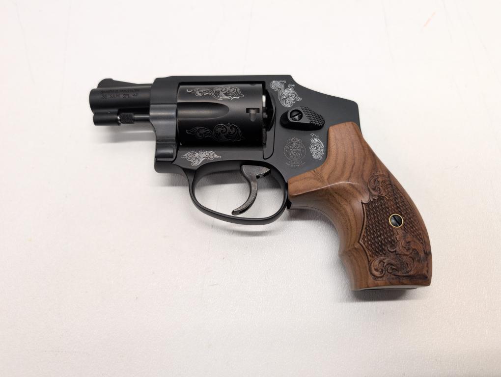 SMITH & WESSON 442-1 (ENGRAVED)