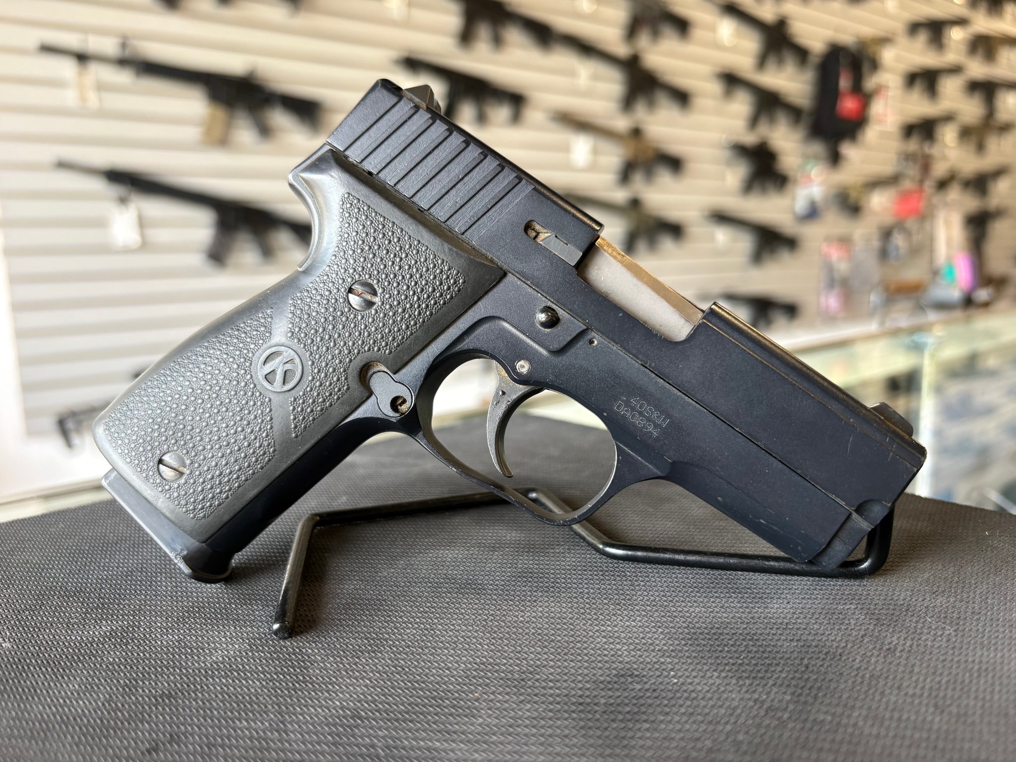 KAHR ARMS K40